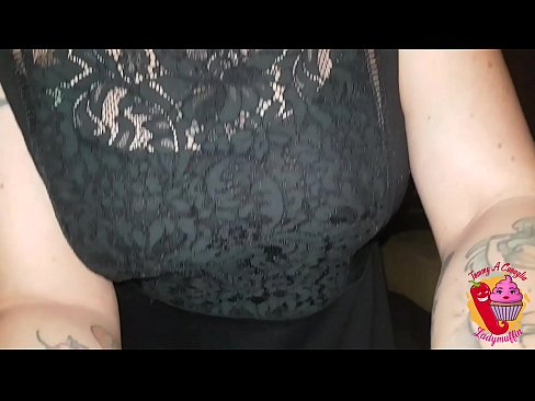 ❤️ Slutty ګامه خور هغه ته یو blowjob او هسپانوي ورکوي کیفیت لرونکي جنس په ps.makesexnotwar.ru